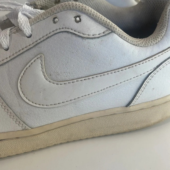 Nike White sneakers size 8.5 - Picture 6 of 16